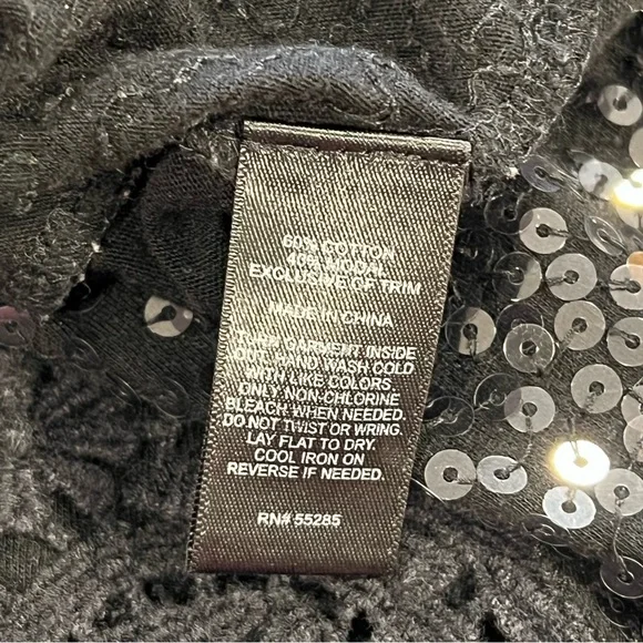 Express Black Lace Neckline Sequin Tank Size Small Petite. - Picture 7 of 8